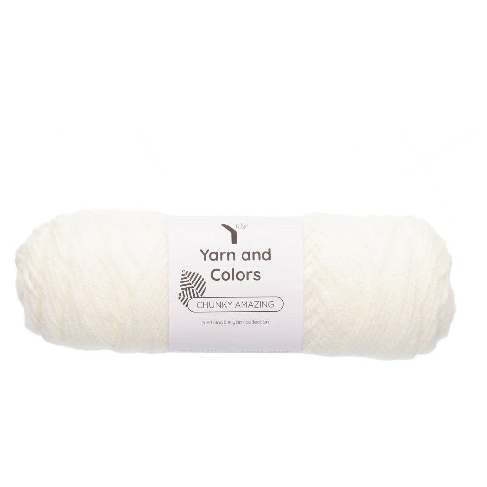 Yarn and Colors Chunky Amazing 001 White - bol garen in deze kleur
