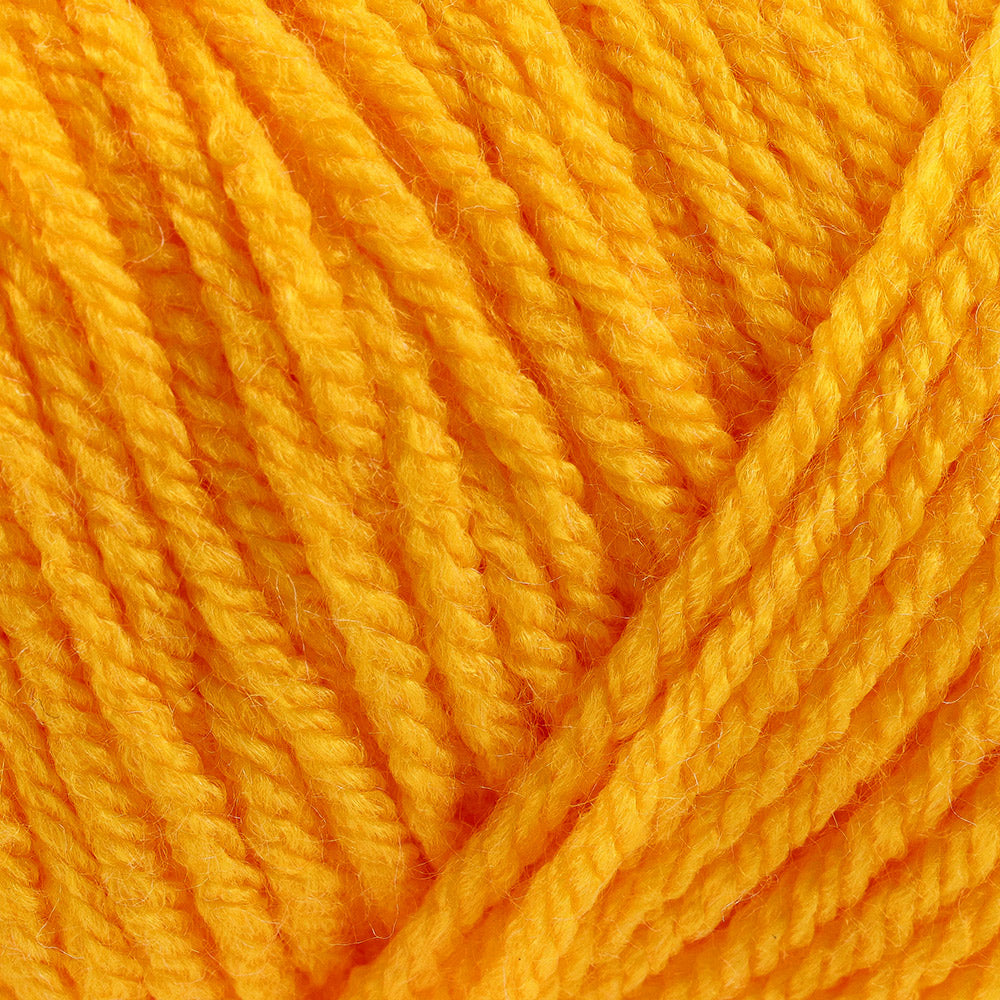 Yarn and Colors Chunky Amazing 015 Mustard - detail van het garen