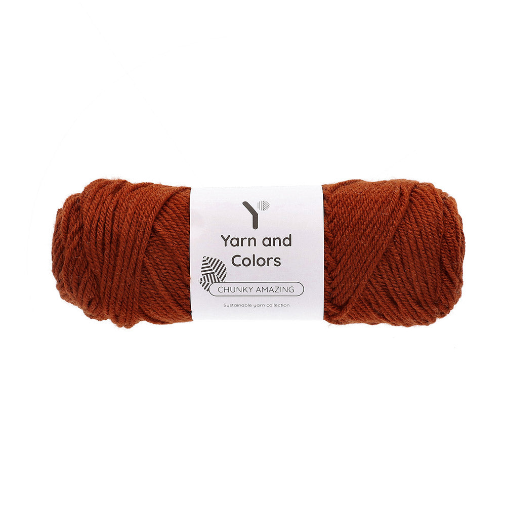 Yarn and Colors Chunky Amazing 024 Chestnut - bol garen in deze kleur