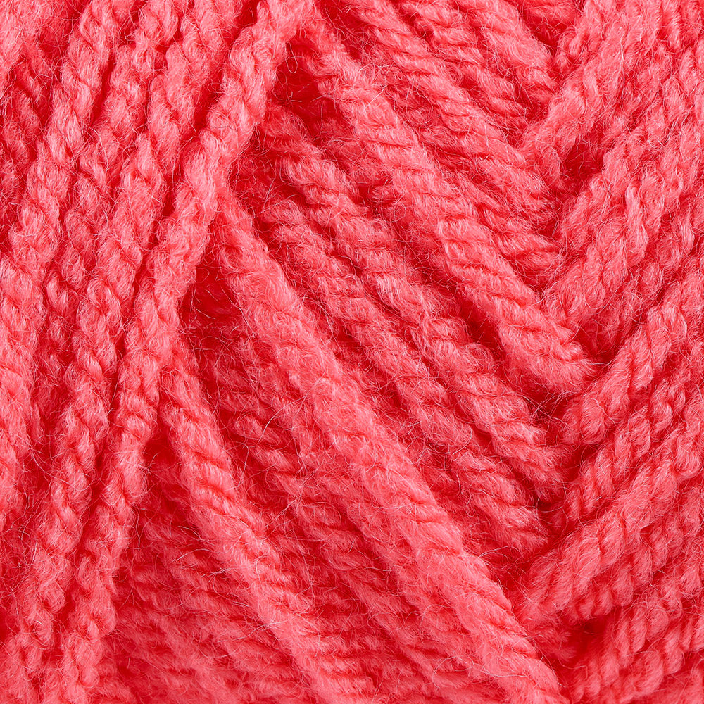 Yarn and Colors Chunky Amazing 040 Pink Sand - detail van het garen