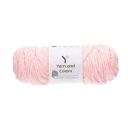 Yarn and Colors Chunky Amazing 044 Light Pink - bol garen in deze kleur