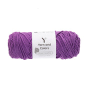 Yarn and Colors Chunky Amazing 055 Lilac - bol garen in deze kleur