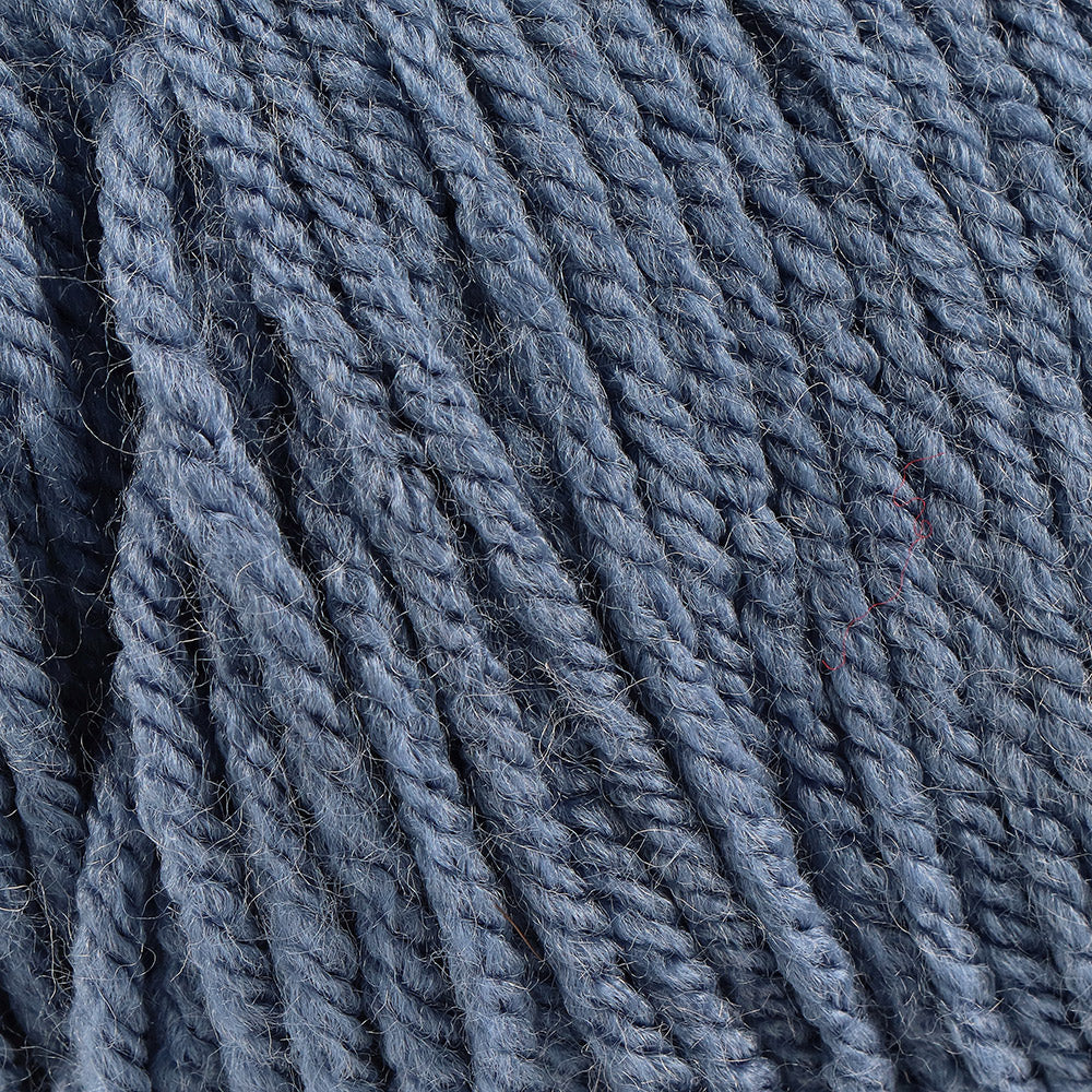Yarn and Colors Chunky Amazing 061 Denim - detail van het garen