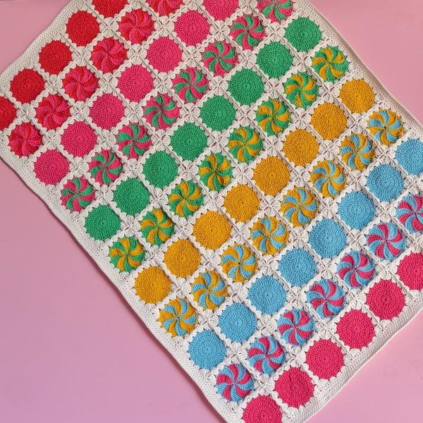 Yarn and Colors Circles and Spirals Blanket Haakpakket (4)