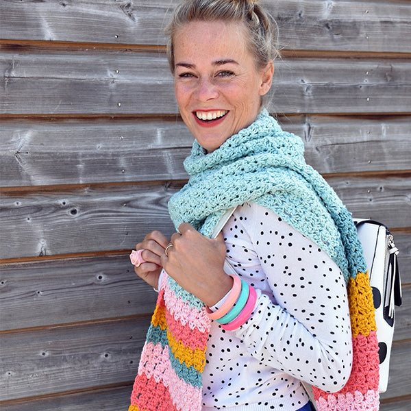 Colorful scarf — gemaakt met Yarn and Colors Colorful Scarf Haakpakket