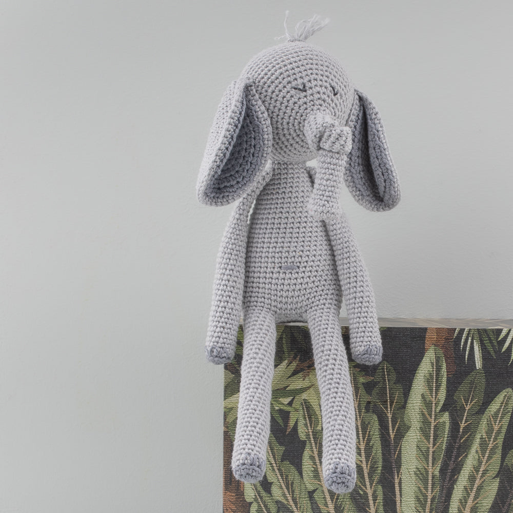 Eddie elephant — gemaakt met Yarn and Colors Eddie Elephant Haakpakket