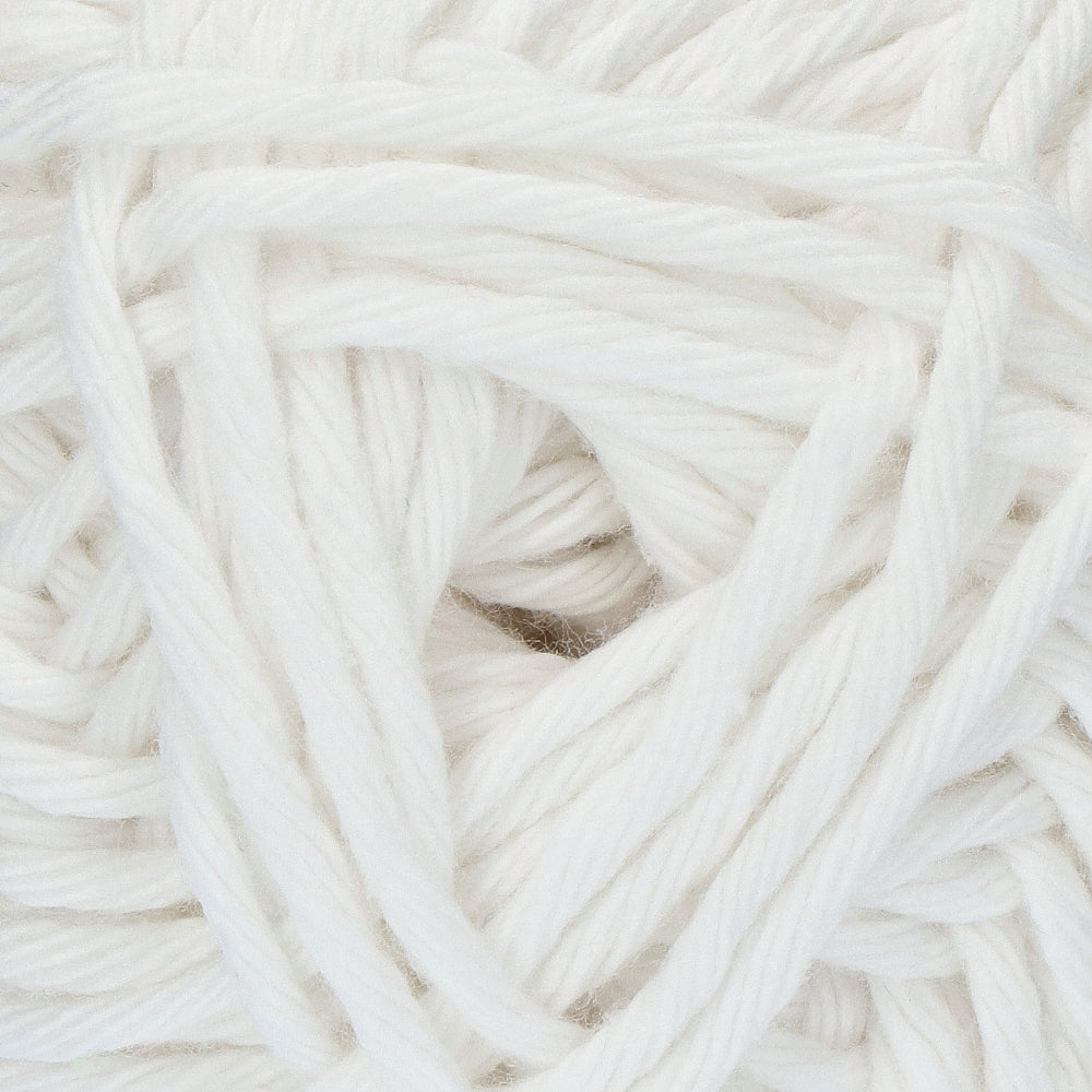 Yarn and Colors Epic 001 White (2)