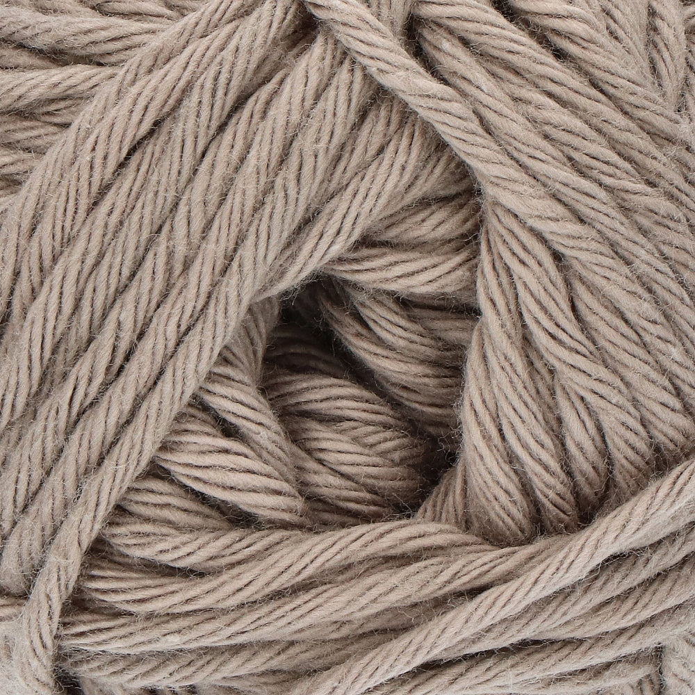 Yarn and Colors Epic 005 Clay (2)