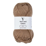Yarn and Colors Epic 007 Cigar - bol garen in deze kleur