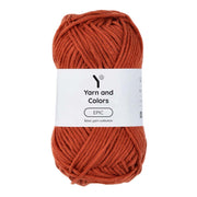 Yarn and Colors Epic 024 Chestnut - bol garen in deze kleur