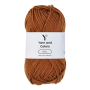 Yarn and Colors Epic 026 Satay - bol garen in deze kleur