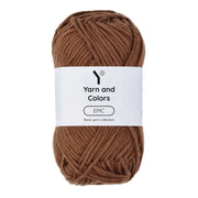 Yarn and Colors Epic 027 Brunet - bol garen in deze kleur