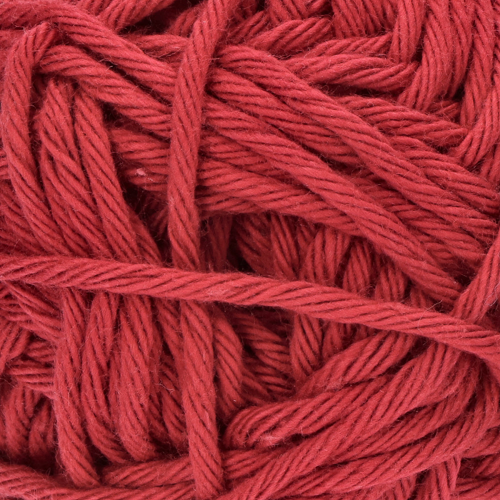 Yarn and Colors Epic 029 Burgundy (2)