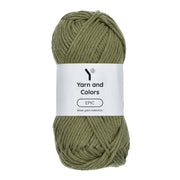 Yarn and Colors Epic 090 Olive - bol garen in deze kleur