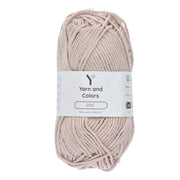 Yarn and Colors Epic 104 Oatmeal - bol garen in deze kleur