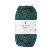 Yarn and Colors Epic 140 Pine - bol garen in deze kleur