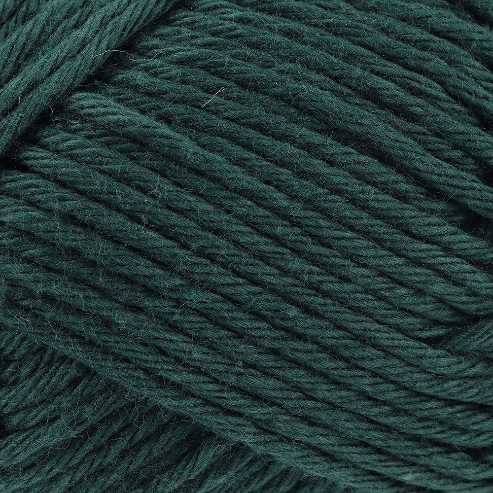 Yarn and Colors Epic 140 Pine - detail van het garen