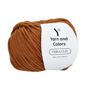 Yarn and Colors Fabulous 026 Satay - bol garen in deze kleur