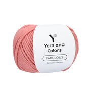 Yarn and Colors Fabulous 047 Old Pink - bol garen in deze kleur