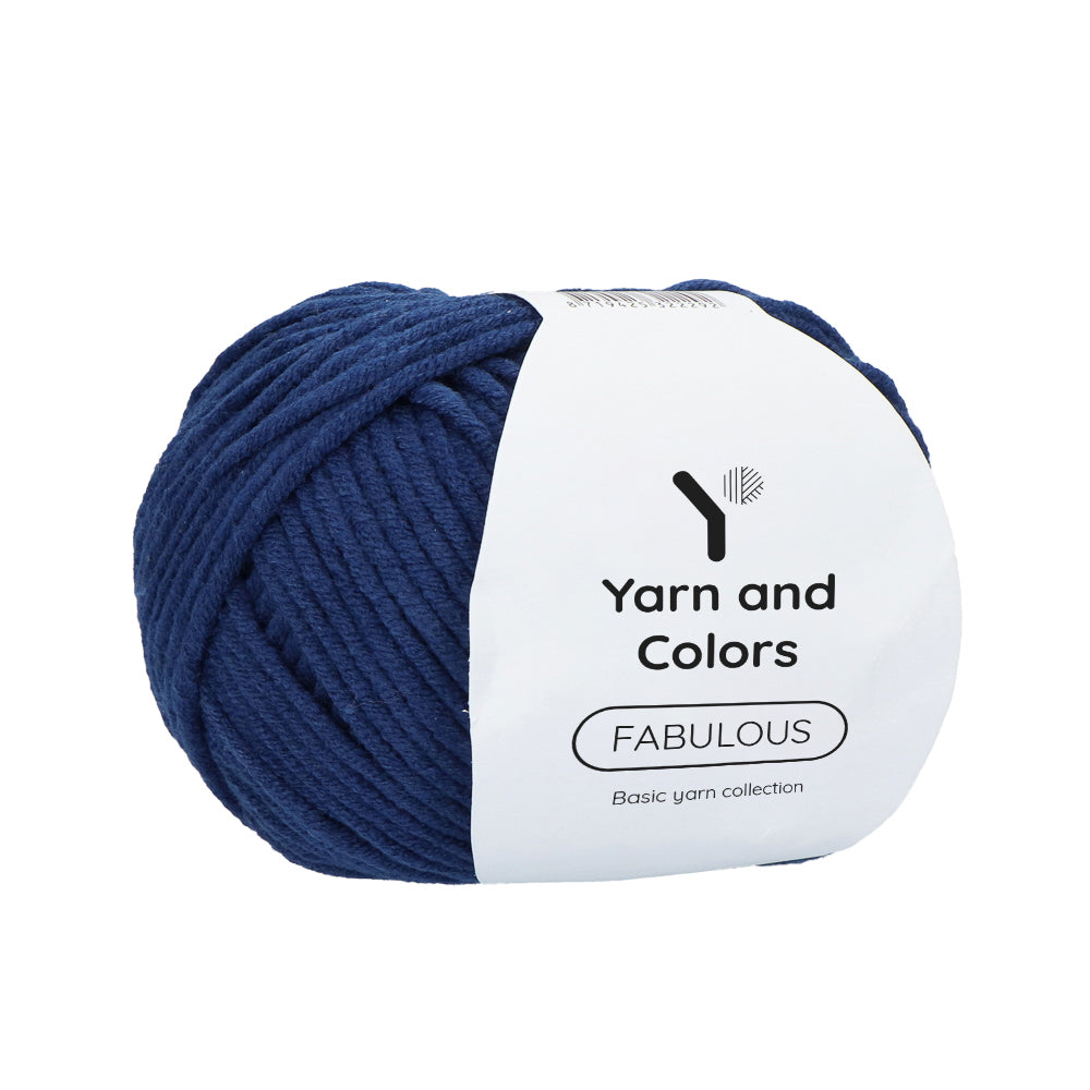 Yarn and Colors Fabulous 060 Navy Blue - bol garen in deze kleur