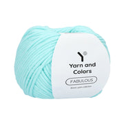 Yarn and Colors Fabulous 073 Jade Gravel - bol garen in deze kleur