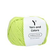 Yarn and Colors Fabulous 084 Pistachio - bol garen in deze kleur
