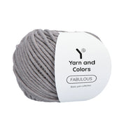 Yarn and Colors Fabulous 096 Shark Grey - bol garen in deze kleur