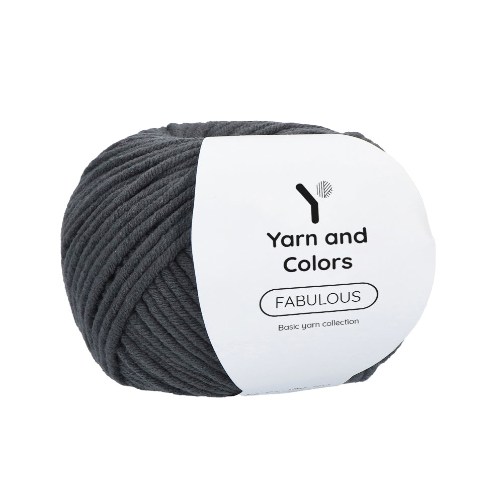 Yarn and Colors Fabulous 098 Graphite - bol garen in deze kleur