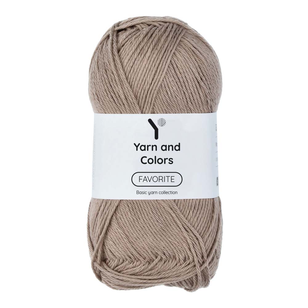 Yarn and Colors Favorite 005 Clay - bol garen in deze kleur