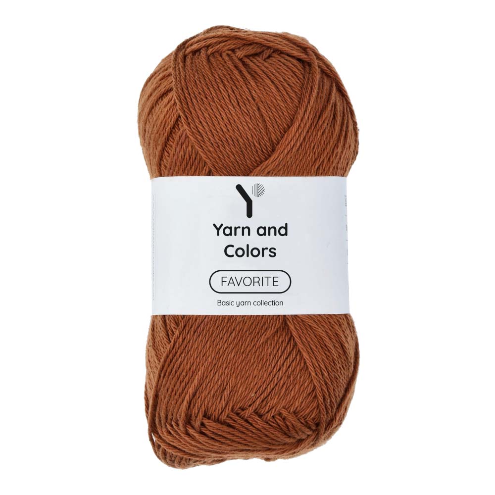 Yarn and Colors Favorite 026 Satay - bol garen in deze kleur