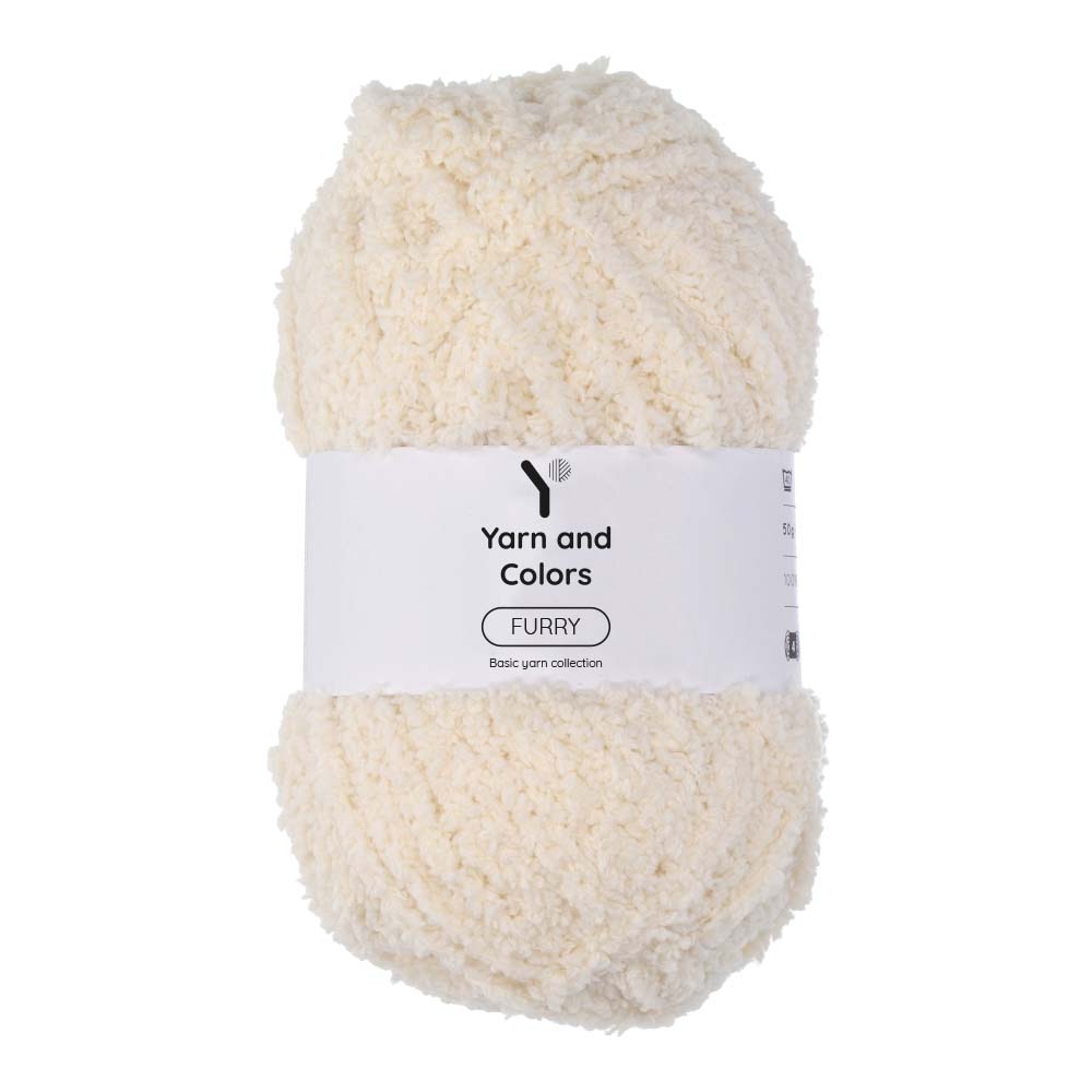 Yarn and Colors Furry 002 Cream - bol garen in deze kleur