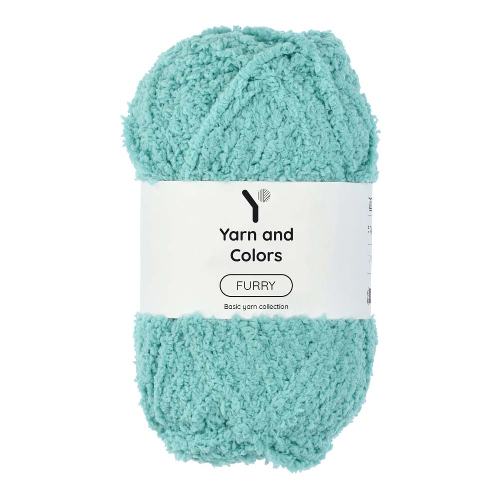 Yarn and Colors Furry 072 Glass - bol garen in deze kleur