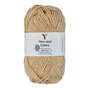 Yarn and Colors Gentle 009 Limestone - bol garen in deze kleur