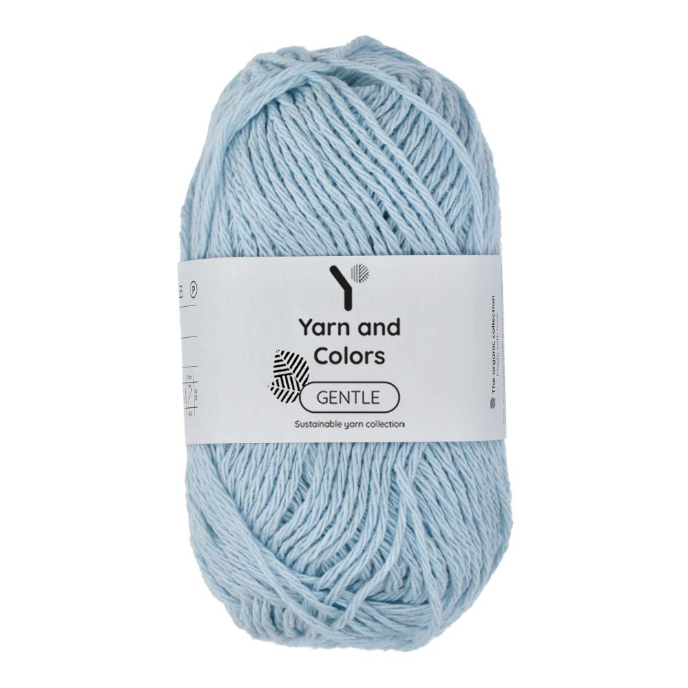 Yarn and Colors Gentle 063 Ice Blue - bol garen in deze kleur