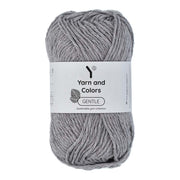 Yarn and Colors Gentle 096 Shark Grey - bol garen in deze kleur