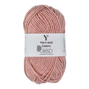 Yarn and Colors Gentle 101 Rosé - bol garen in deze kleur