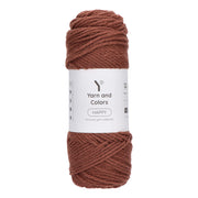 Yarn and Colors Happy 027 Brunet - bol garen in deze kleur