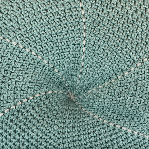 Yarn and Colors Leaf Cushion Haakpakket (8)