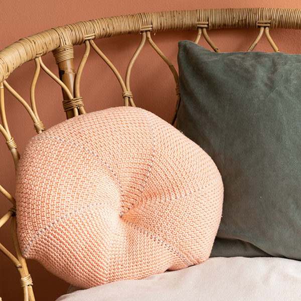 Yarn and Colors Leaf Cushion Haakpakket (4)