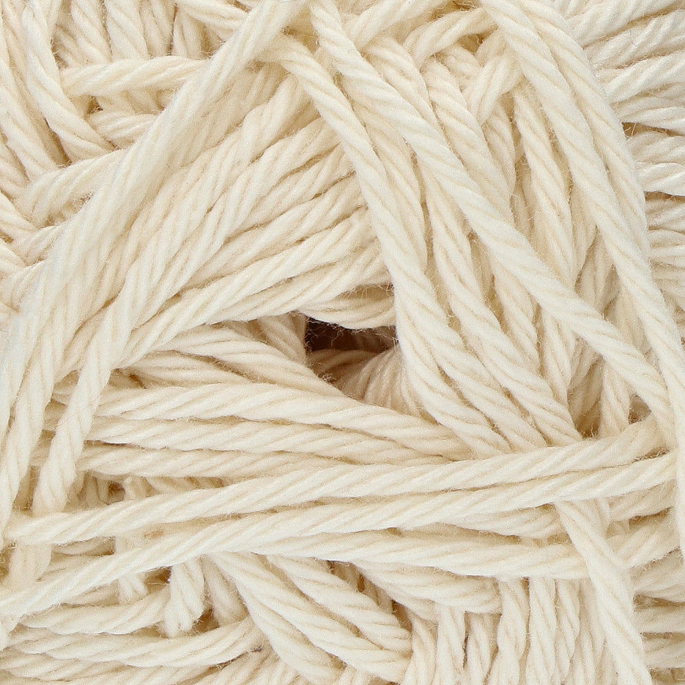 Yarn and Colors Must-have 002 Cream (2)