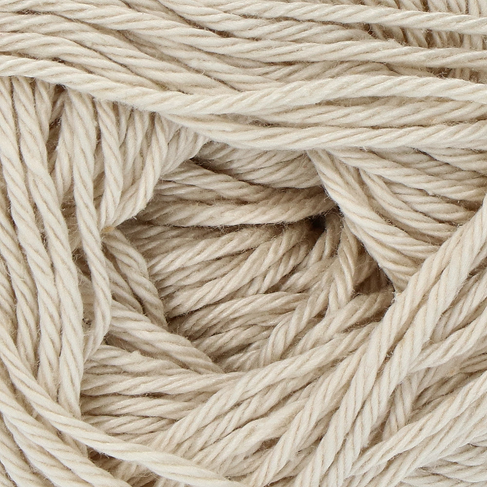 Yarn and Colors Must-have 003 Ecru (2)