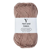 Yarn and Colors Must-have 006 Taupe - bol garen in deze kleur
