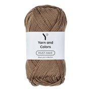 Yarn and Colors Must-have 007 Cigar - bol garen in deze kleur