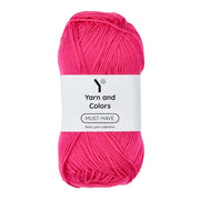 Yarn and Colors Must-have 034 Deep Cerise - bol garen in deze kleur