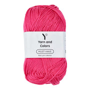 Yarn and Colors Must-have 035 Girly Pink - bol garen in deze kleur