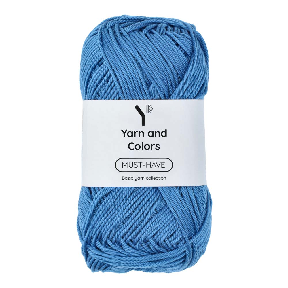 Yarn and Colors Must-have 067 Pacific Blue - bol garen in deze kleur