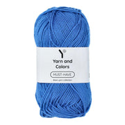 Yarn and Colors Must-have 068 Sapphire - bol garen in deze kleur