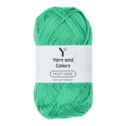 Yarn and Colors Must-have 076 Mint - bol garen in deze kleur