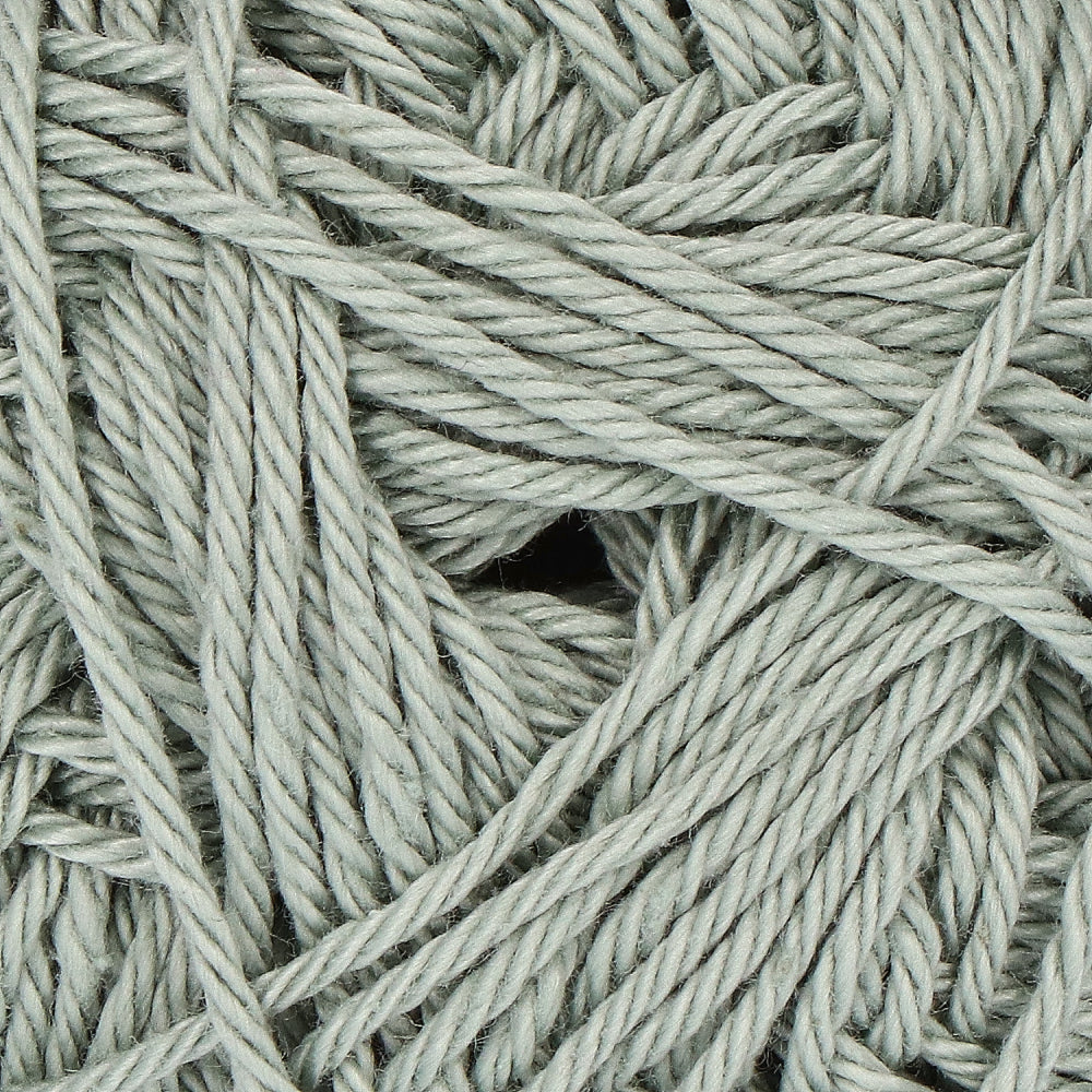 Yarn and Colors Must-have 080 Eucalyptus (2)