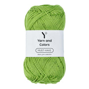 Yarn and Colors Must-have 083 Peridot - bol garen in deze kleur
